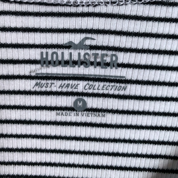 Hollister Women's Shirt Size Medium Long Sleeve Crop Top Embroidered Butterfly - Picture 5 of 8